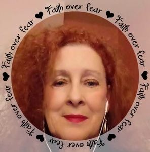 Meet your Posher, Pamela